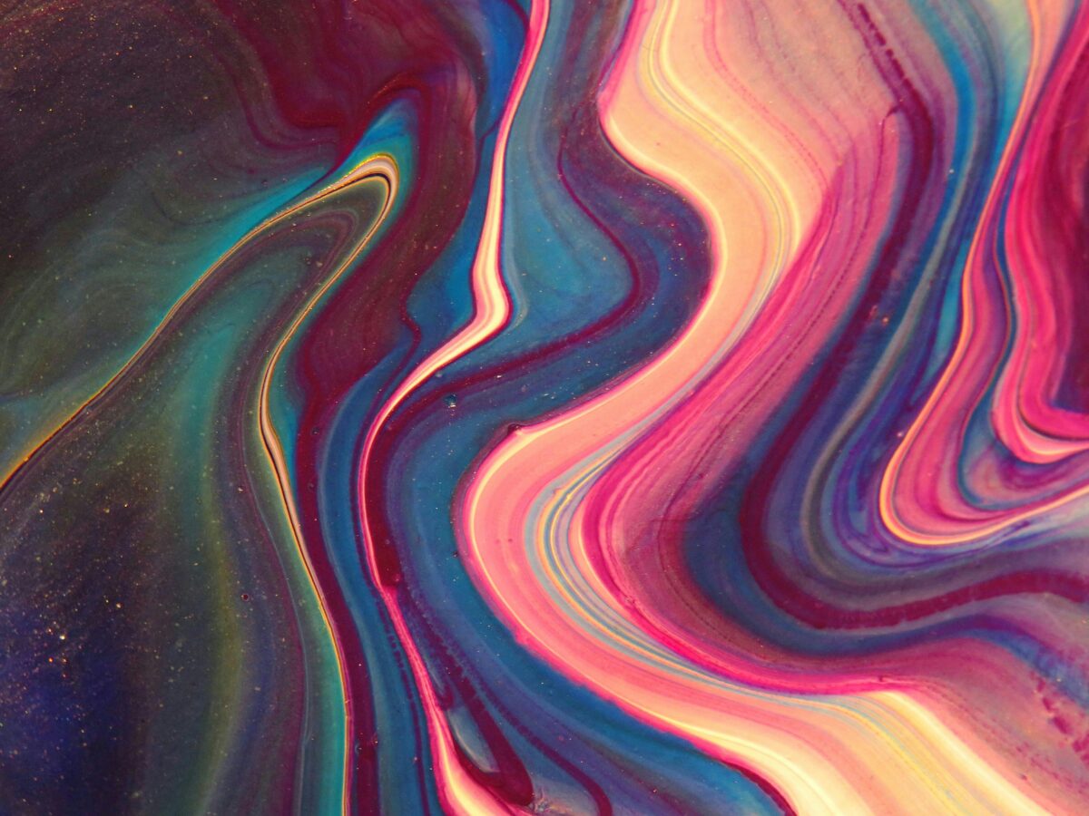 Illustration abstraite colorée symbolisant l'expérience visuelle et sensorielle d'une thérapie psychédélique.